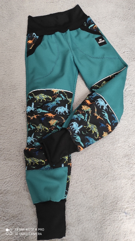 DINO (více barev na výběr )