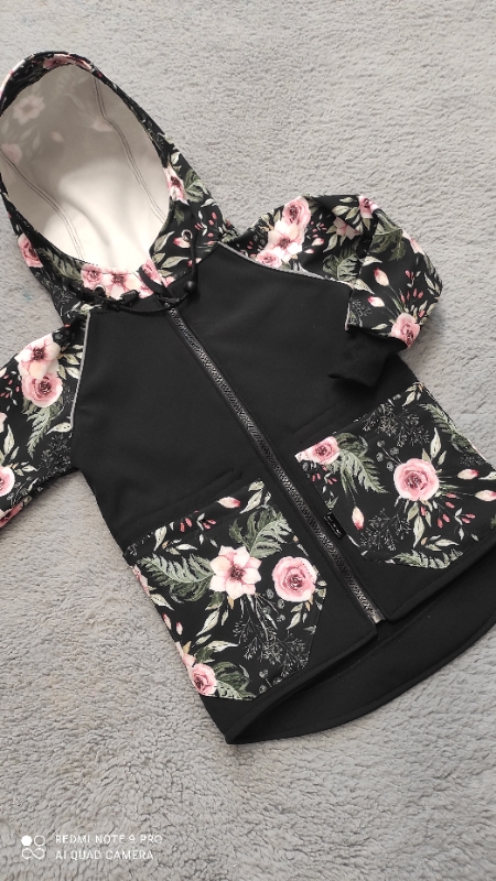 V zahradě (možnost jiných barev)