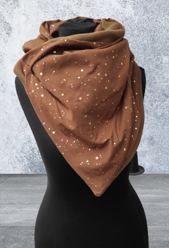 Hnědá se zlatými flíčky / hnědý fleece 