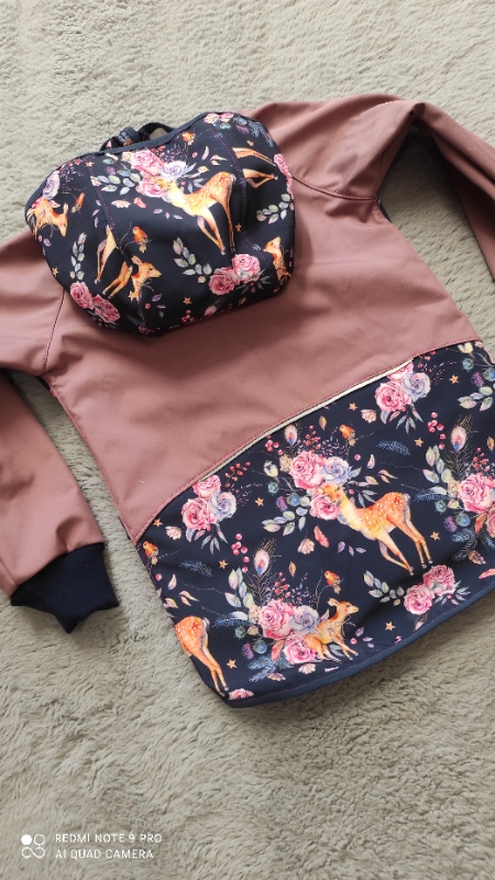 Bunda tmavší starorůžová + srnky (více možných barev)